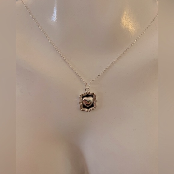 Sterling silver .925 Pendant Heart Necklace - Picture 2 of 5